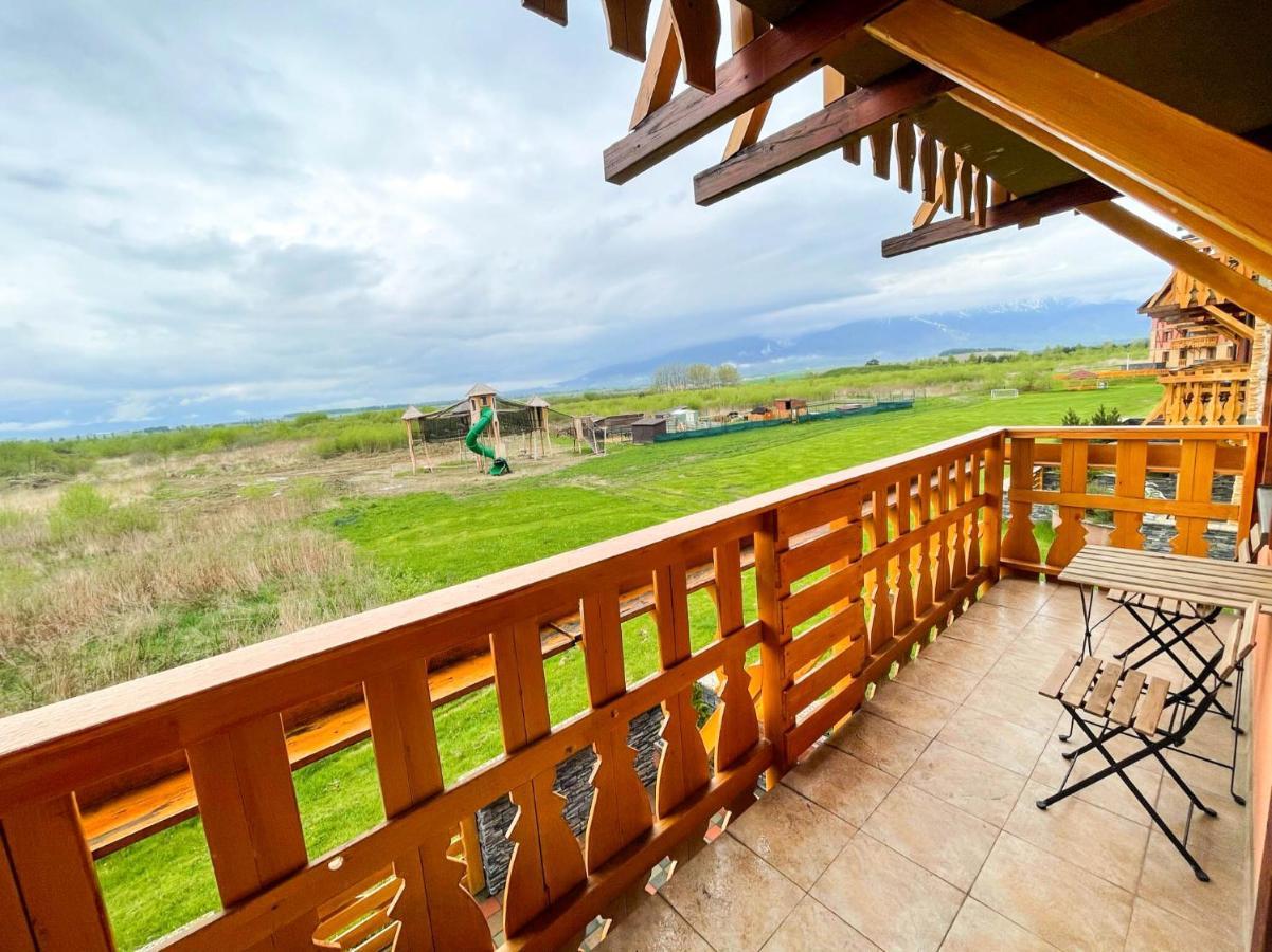 Apartment With Terrace & Amazing View Vel'ka Lomnica Esterno foto